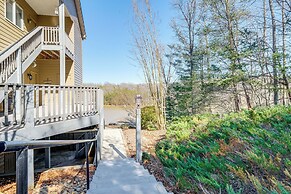 'better Lake Than Never' Huddleston Condo