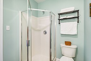 'better Lake Than Never' Huddleston Condo