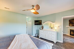 'better Lake Than Never' Huddleston Condo