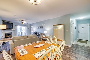 'better Lake Than Never' Huddleston Condo