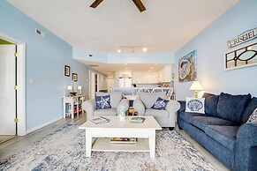 Walk to Main St: Condo w/ Pool Access in Crisfield