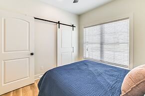 Lake View + Deck: Group Getaway in Grand Rivers!