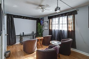 2 Mi to Downtown Columbia: Home w/ Theater Room!