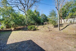 2 Mi to Downtown Columbia: Home w/ Theater Room!
