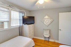 2 Mi to Downtown Columbia: Home w/ Theater Room!