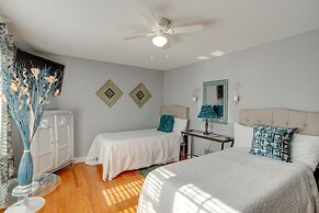 2 Mi to Downtown Columbia: Home w/ Theater Room!