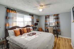 2 Mi to Downtown Columbia: Home w/ Theater Room!