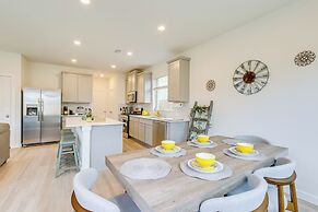 Family-friendly Home w/ Yard in Hockley!