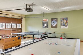 Smoky Mtn Views: Spacious Home Near Nat'l Park!