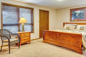 Smoky Mtn Views: Spacious Home Near Nat'l Park!