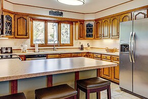 Smoky Mtn Views: Spacious Home Near Nat'l Park!