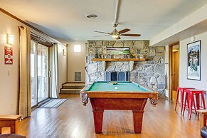 Smoky Mtn Views: Spacious Home Near Nat'l Park!