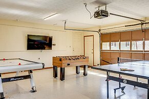 Smoky Mtn Views: Spacious Home Near Nat'l Park!