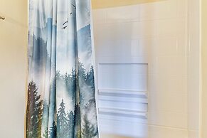 Smoky Mtn Views: Spacious Home Near Nat'l Park!