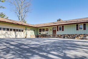 Smoky Mtn Views: Spacious Home Near Nat'l Park!