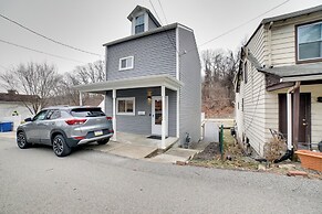 5 Mi to Dtwn Pittsburgh: Home w/ Deck!