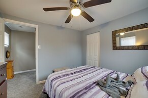 5 Mi to Dtwn Pittsburgh: Home w/ Deck!