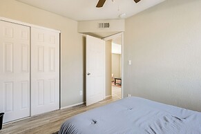 2 Mi to Dtwn & Chase Field: Condo w/ City View!