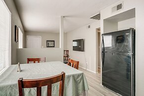 2 Mi to Dtwn & Chase Field: Condo w/ City View!