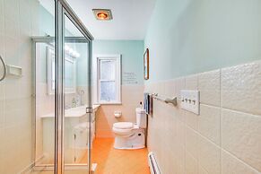 4 Mi to Danbury: Apt w/ Indoor Pool Access