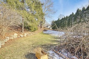 4 Mi to Danbury: Apt w/ Indoor Pool Access