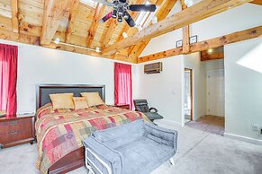 4 Mi to Danbury: Apt w/ Indoor Pool Access