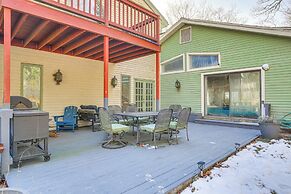 4 Mi to Danbury: Apt w/ Indoor Pool Access