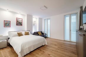 Suite JOIVY Porta Torre 76