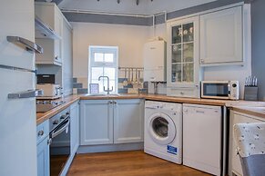 Beachwood - 2 Bedroom Cottage - Penally