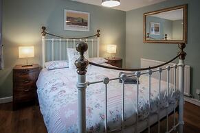 Beachwood - 2 Bedroom Cottage - Penally