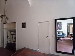 Moro in Firenze With 4 Bedrooms and 2 Bathrooms