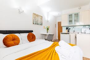 Kensington High Street Suites