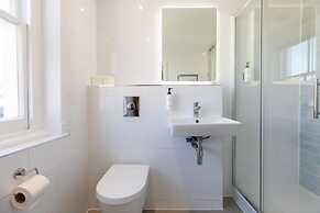 The Chapter Hotels - J Hyde Park