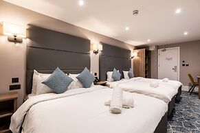 The Chapter Hotels - J Hyde Park