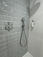 The Chapter Hotels - J Hyde Park