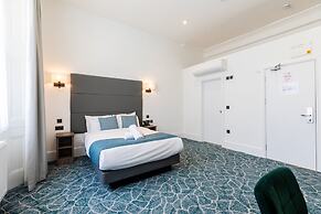 The Chapter Hotels - J Hyde Park