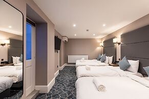 The Chapter Hotels - J Hyde Park