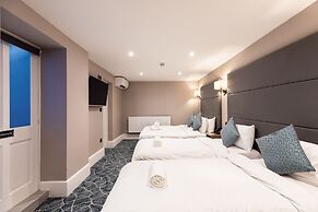 The Chapter Hotels - J Hyde Park