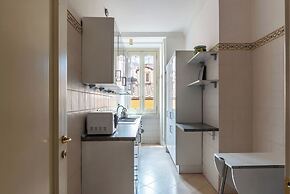 JOIVY Window on the Tevere