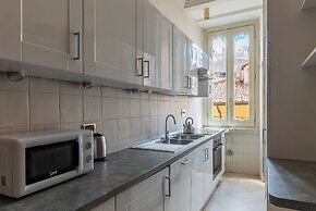 JOIVY Window on the Tevere