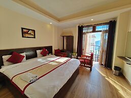 The Narayani Continental Hotel