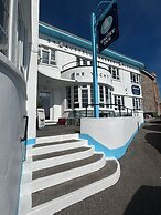 The Yacht Inn