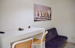 Theater Luxury Apartment