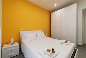 JOIVY Delightful 3-bed Flat with Balcony