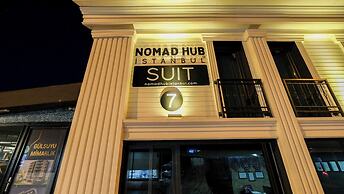 Nomad Hub Istanbul Suit