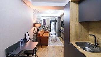Nomad Hub Istanbul Suit