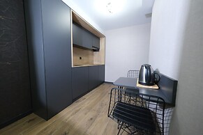 Nomad Hub Istanbul Suit