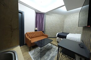 Nomad Hub Istanbul Suit