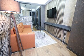 Nomad Hub Istanbul Suit