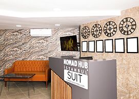 Nomad Hub Istanbul Suit
